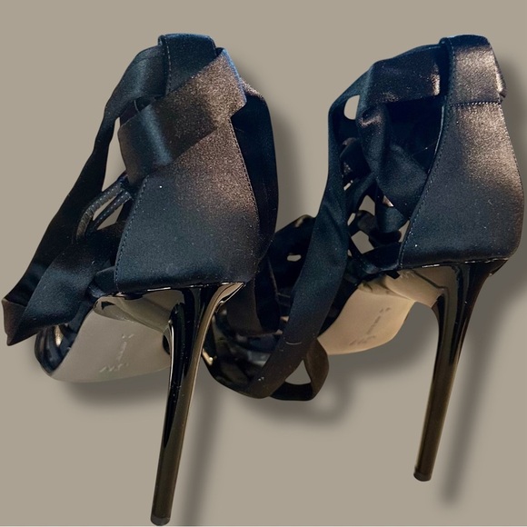 Jason Wu ‘Gia’ Black Satin Lace-Up Open Toe Heels w/ Ankle Ties Size 41 = Sz 11 - Picture 9 of 16